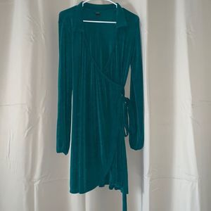 Wild Fable, Green Dress. Size Large. Flowy. Like new! Stretchy.